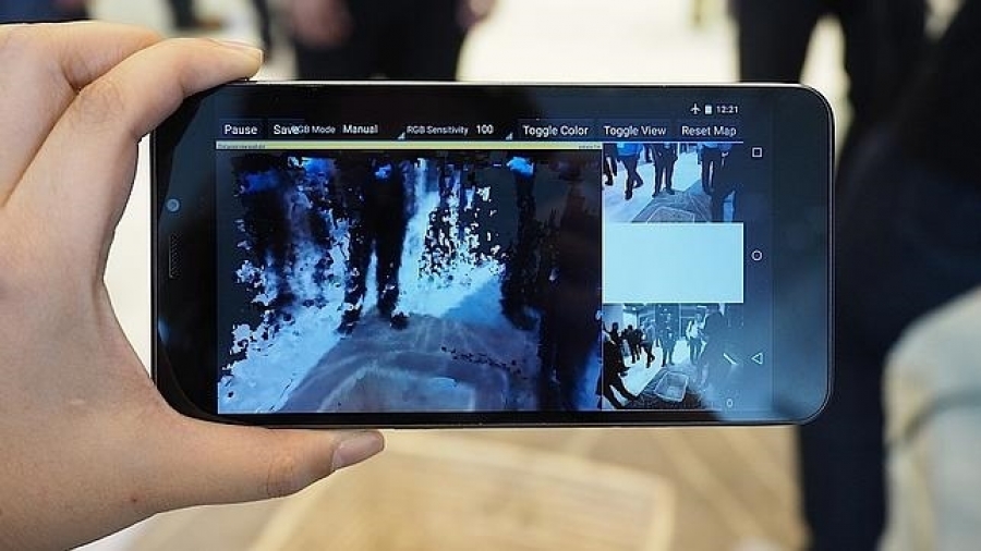 Alphabet e Intel se alían para llevar a Android la realidad 3D